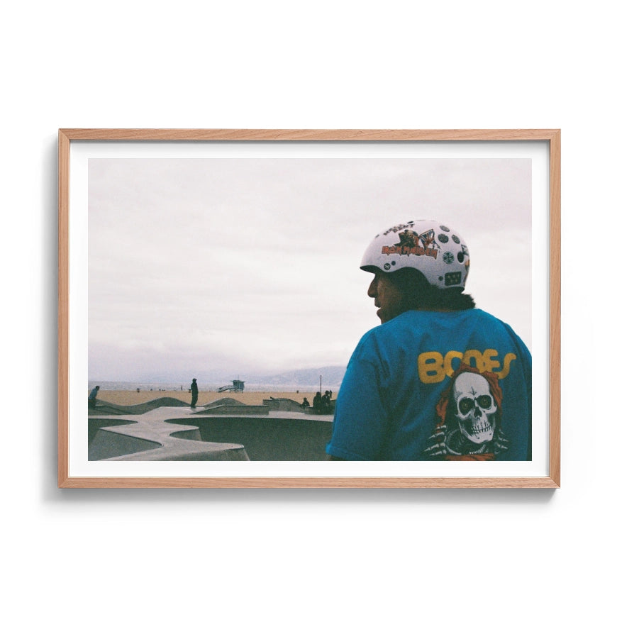Frame 17, Bones