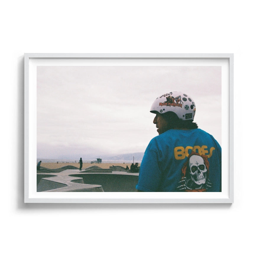 Frame 17, Bones