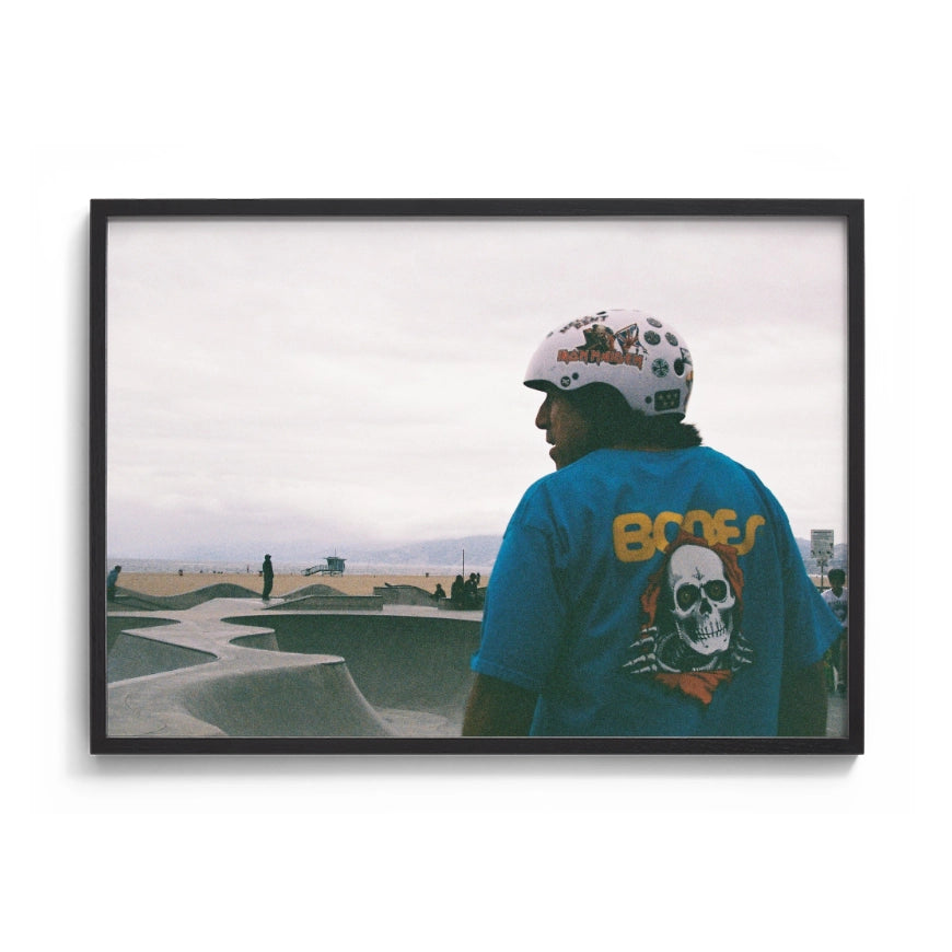 Frame 17, Bones